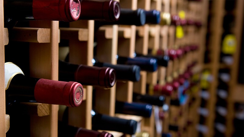 How To Choose The Best Wine Storage?