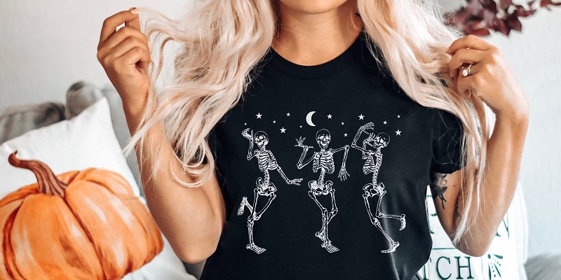 Halloween T-Shirts for Women: A User’s Guide to Spooky Stylish Comfort